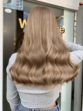 ラビス クローバー(Lovis clover) ミルクティーベージュ/外国人風カラー