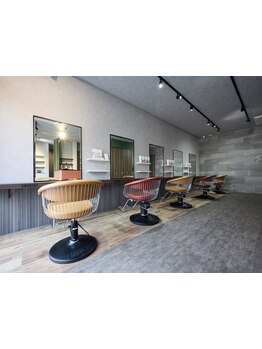 【所沢駅徒歩5分】こだわりのインテリアに囲まれた大人女性向けの落ち着いた空間のLAF.Hair&Life♪