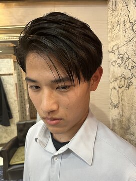 アンシュシュホワッツアップ(Anchouchou WHAT’S UP!?) 岩ちゃん風メンズショート