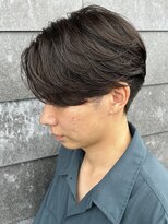 ヒュイル バイ ニアウ(Hwyl by Niau)&nbsp;メンズマッシュセンターパートスパイラルパーマニュアンスパーマ