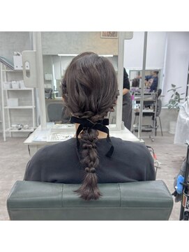 リミットバイアフィナー 大宮店(limit by Afinar) 編みおろしアレンジ