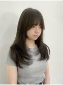 レイヤーカット／オリーブブラウンカラー