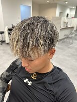 ジュール メンズ 大分(Joule men's)&nbsp;スキンフェード/ハイライトカラー/ツイストパーマ/[大分駅]