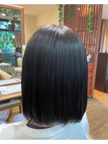 バグスドゥア(Bagus dua)&nbsp;似合わせカットお悩み解決トリートメント2.28