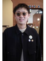 エディ(Edy)&nbsp;スパイキーショート刈り上げニュアンスパーマメンズ眉毛カット