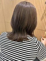 コンティロミー(CONTI ROMMY.)&nbsp;くびれ巻きミディアムヘーゼル似合わせカット20代30代40代