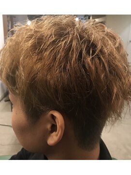 アールイー(R.E) カット、パーマ