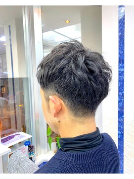 ヘアートーク アイズ(HAIR TALK I's) 刈り上げマッシュスタイル