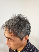 オッジヘアー(Oggi hair) メンズスタイル、グレイヘアー、ソフト刈上げ、ビジネススタイル