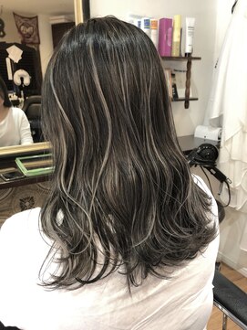 ジブドオブジェ(Jib d'obj) Contrast Highlights