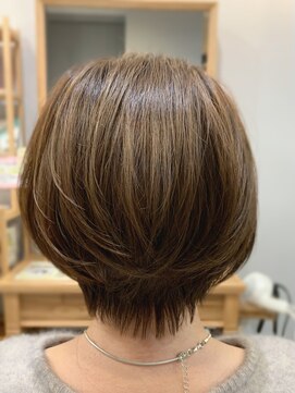 グラッシー センター北店(GLASSI) 【GLASSI】大人丸みショート★グレーベージュ★髪質改善