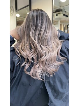 ラフ 難波店(LAFF) #黒髪#ボブルフ#ネビージュ#小顔#ワンレン