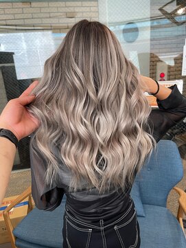 ラフ(LAFF) #黒髪#ボブルフ#ネビージュ#小顔#ワンレン