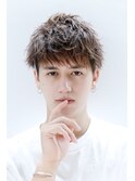 ツイストスパイラル 刈り上げ ツーブロック 無造作ショート