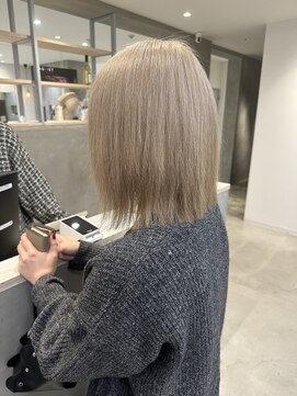 ロテ(LOTE.) ハイライト/髪質改善/ブリーチ/切りっぱなし/一宮/妙興寺