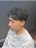 ビジネスツーブロックショート フェザーパーマ サイドパート