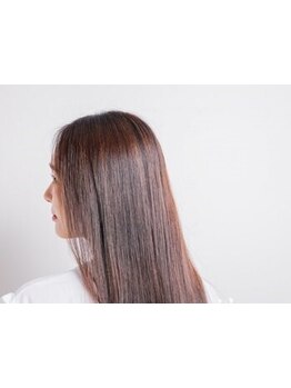 美しくありたい女性ならではの髪のお悩みへ!経験豊富なstylistにお任せ下さい☆[白髪ぼかし/マンツーマン]