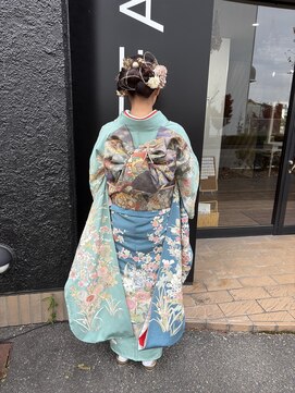 ルネッサンスヘアー ラファエロ(RAFFAELLO) 振袖姿