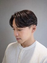 ガウディ 池袋店(Gaudi)&nbsp;【毛流れフェザーパーマ】センターパートスタイル