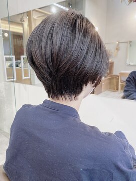 マロウ(mallow) 《花屋併設》ボブウルフ/ニュアンスカラー/ダークブラウン