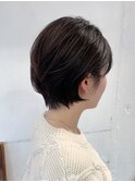 小顔引き締め効果で重く見えない～暗めマニッシュショート！