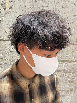 ニアウ 伊勢崎連取店(Niau) ツイストスパイラルパーママッシュメンズパーマ波巻きパーマ