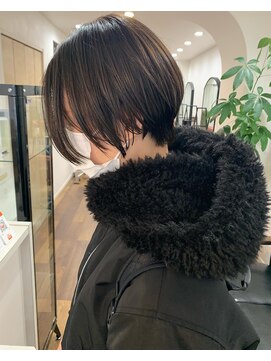 アリシア(ALICIA) 大人ショート