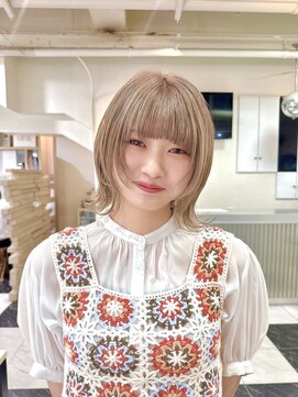 テテ(TETE) ボブ/フェイスレイヤー/ミルクティーベージュ