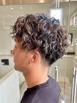 ビスポーク(BESPOKE) 20代30代メンズツイストスパイラルバーマ束感トラッドショート