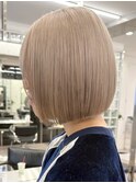 渋谷ダブルカラータッセルボブホワイトブロンドベージュカラー