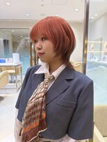 ピークアブー 銀座中央通り(PEEK-A-BOO)&nbsp;オレンジブラウングラデーションカラーショートヘア