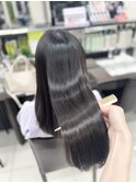 30代からの縮毛矯正は自然な仕上がり◎大人の髪質改善