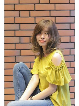 キサ ファータ 恵比寿(kisa fata) [オージュアサロン/恵比寿]ミディアムレイヤー