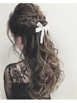 アグ ヘアー シフレ 本町通り店(Agu hair sifle) ハーフアップ