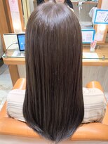 ネオリーブ クタ 町田店(Neolive kuta)&nbsp;グレージュ