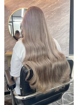 リア 大阪梅田(Ria) ～ミルクティーグレージュ～　【Ria 大阪 梅田】