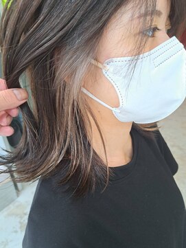 ラフランクリー(la frankly) 20代30代/イヤリングカラー/ミニボブ/ショートボブ