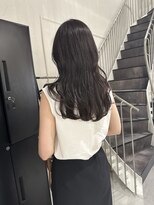 カミエ(kamie)&nbsp;＊地毛風グレージュ 大人かわいいロングヘア／三宮／上田一眞