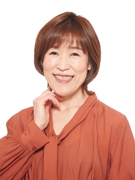 ブロッサム プロデュースド バイ エガオ(Blossom PRODUCED by EGAO) 大人アクティブ☆襟足外ハネショートボブ