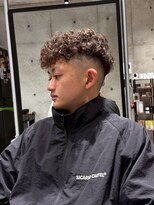 メッツ 原宿(METS)&nbsp;MEN'S/スペインカール×フェード/短髪/爽やかショートスタイル