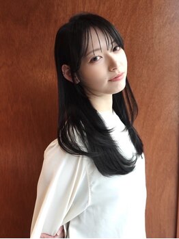 クヴェル バイ アーバン(KVELL by urban.)の写真/【名駅徒歩1分】ブリーチなしでも叶う透明感！ダメージを最小限に抑えた、外国人風のカラーが大人気☆