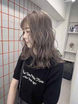 ペレ 渋谷(PELE) ホワイトグレージュ/デジタルパーマ/チェリーブラウン/渋谷