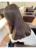 オリーブベージュカラー Hip's season color