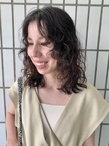 コピエ(kopje) ミディアムウルフ×パーマ