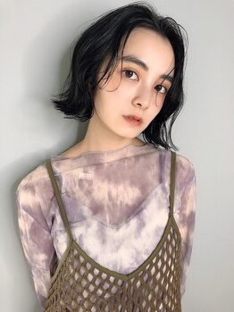 ヘルム(Helm)の写真/【名古屋駅1分】経験豊富な実力派スタイリストが、あなただけに”似合う”洗練スタイルをご提案♪