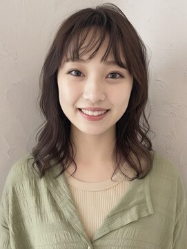 アメリラブ(ameri love) セミロング×ダークトーン×ゆるウェーブ