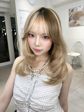 オニキス 原宿(ONYX) a181レイヤーカットワンカールデザインカラー韓国ヘアブリーチ