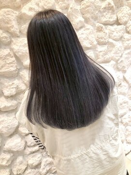 モアナ バイ ヘッドライト 三島店(Moana by HEADLIGHT) Moana【三島】#美髪ロング#髪質改善#黒髪ロング#ツヤ髪