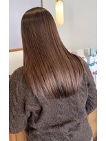 ランド(LAND)&nbsp;パサつく髪が激変！水を吸ったような重みと艶の美髪カラー