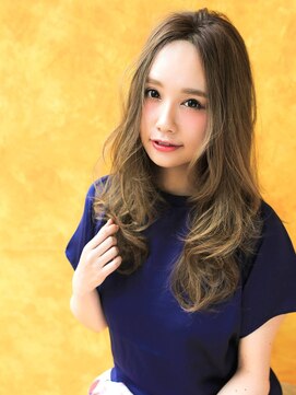 ラ ブレス なんばスカイオ(LaBless) 小顔に見せる☆センターパートロング